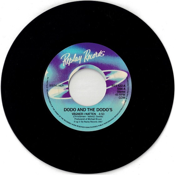 Album herunterladen Dodo And The Dodo's - Vågner I Natten