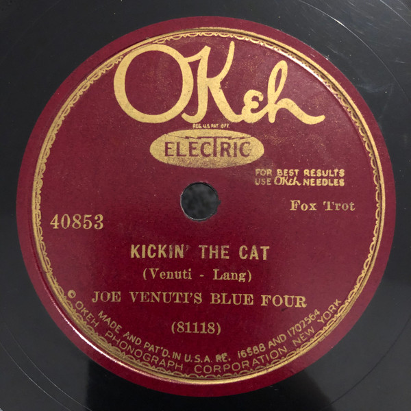 descargar álbum Joe Venuti's Blue Four - Kickin The Cat Beatin The Dog