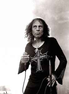 Ronnie James Dio en Discogs