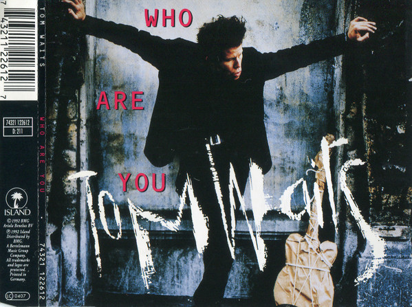 baixar álbum Tom Waits - Who Are You