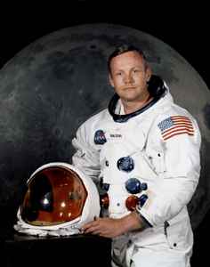 Neil Armstrong (2)