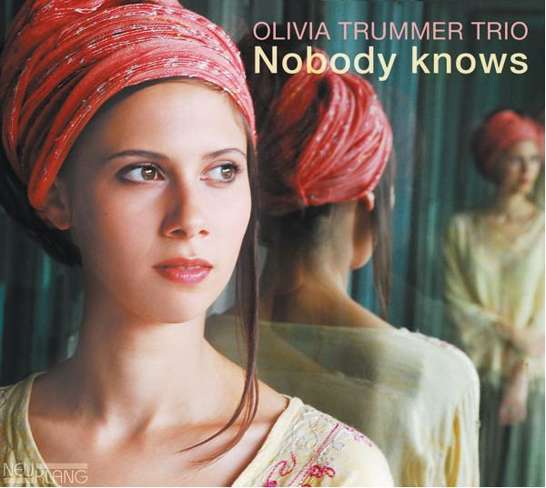 Album herunterladen Olivia Trummer Trio - Nobody Knows