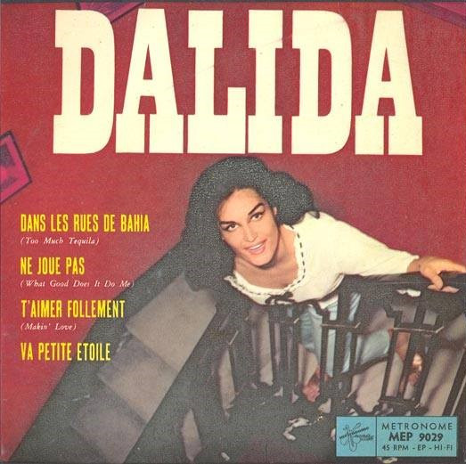 last ned album Dalida - Dans Les Rues De Bahia