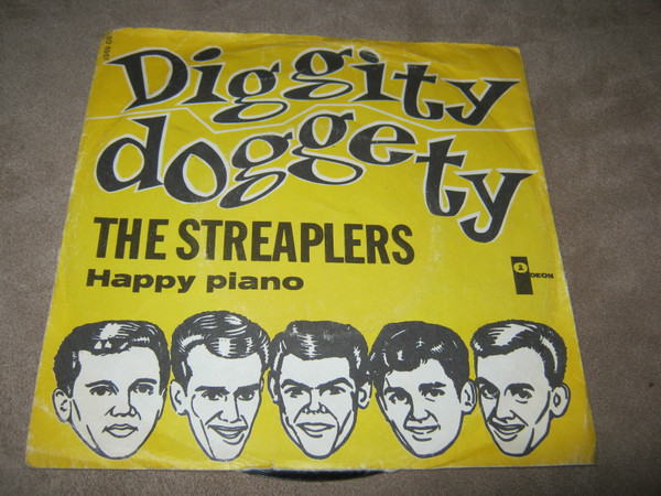 télécharger l'album The Streaplers - Diggity Doggety Happy Piano