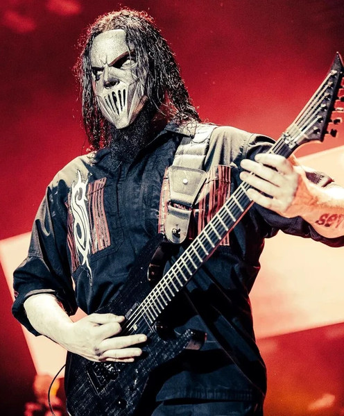 Watch: SLIPKNOT's MICK THOMSON Talks About His Early Thrash And Death Metal  Influences 