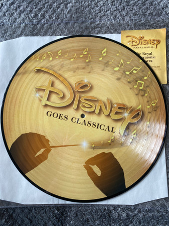 The Royal Philharmonic Orchestra – Disney Goes Classical (2020, CD