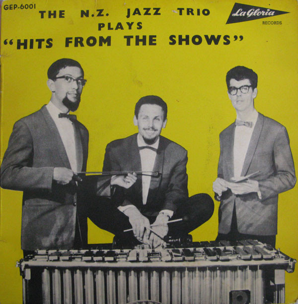 Album herunterladen The NZ Jazz Trio - Plays Hits From The Shows