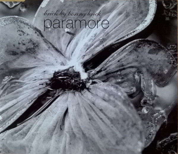 baixar álbum Paramore - Brick By Borning Brick