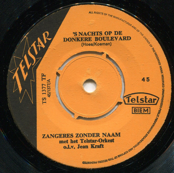 last ned album De Zangeres Zonder Naam - s Nachts Op De Donkere Boulevard