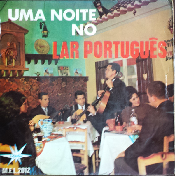 last ned album Various - Uma Noite No Lar Português