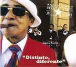 Cover of Distinto, Diferente, 1999-10-26, CD