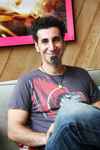 ladda ner album Serj Tankian - Empty Walls Radio Edit