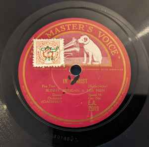 Bunny Berigan And His Men - In A Mist / Davenport Blues album cover