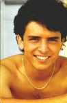 ladda ner album Glenn Medeiros - Love Always Finds A Reason