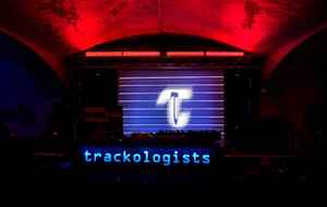 Trackologistsauf Discogs 